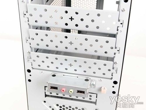 【个股价值观】紫光国微：特种芯片铸根基FPGA+车载芯片开辟增长新赛道(图1)