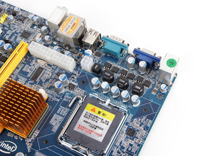 模拟芯片机会在哪里?(图1)